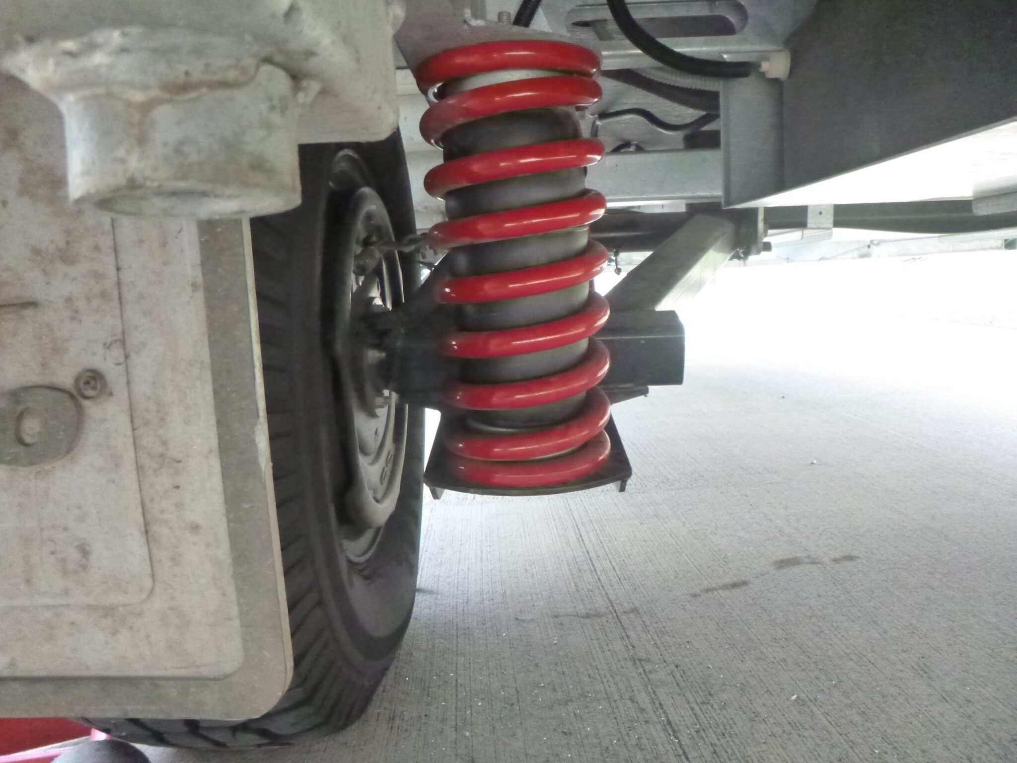 Jayco JTech2 Load assist Airbags Johanson Brothers Motorsport